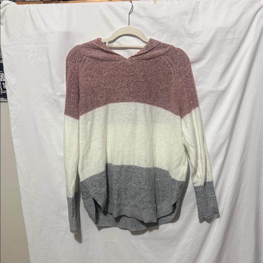 Chic V-Neck Colorblock Sweater - Pink, Cream, and Gray